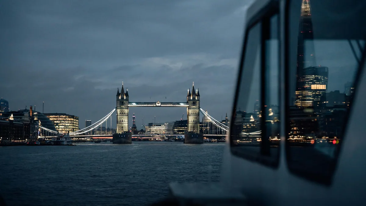 visuel secondaire sur Douane Londres