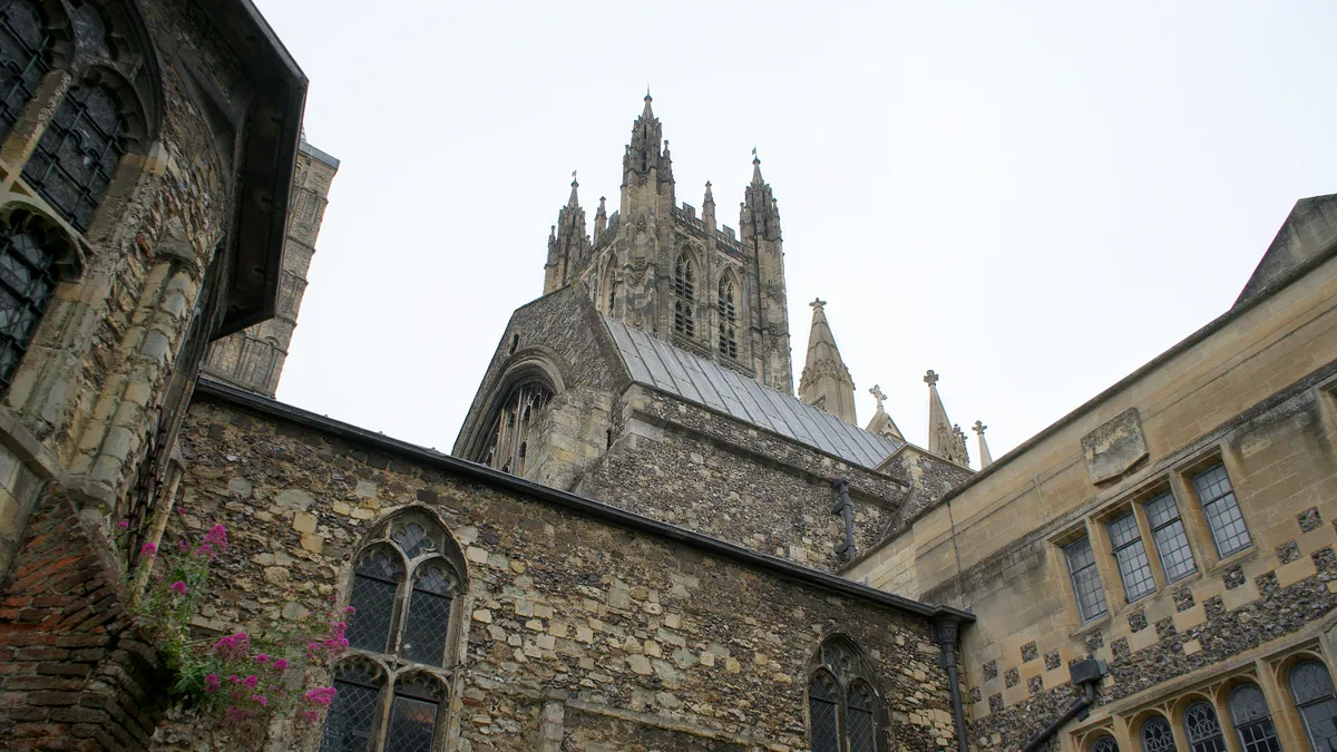 visuel secondaire sur Canterbury depuis Londres