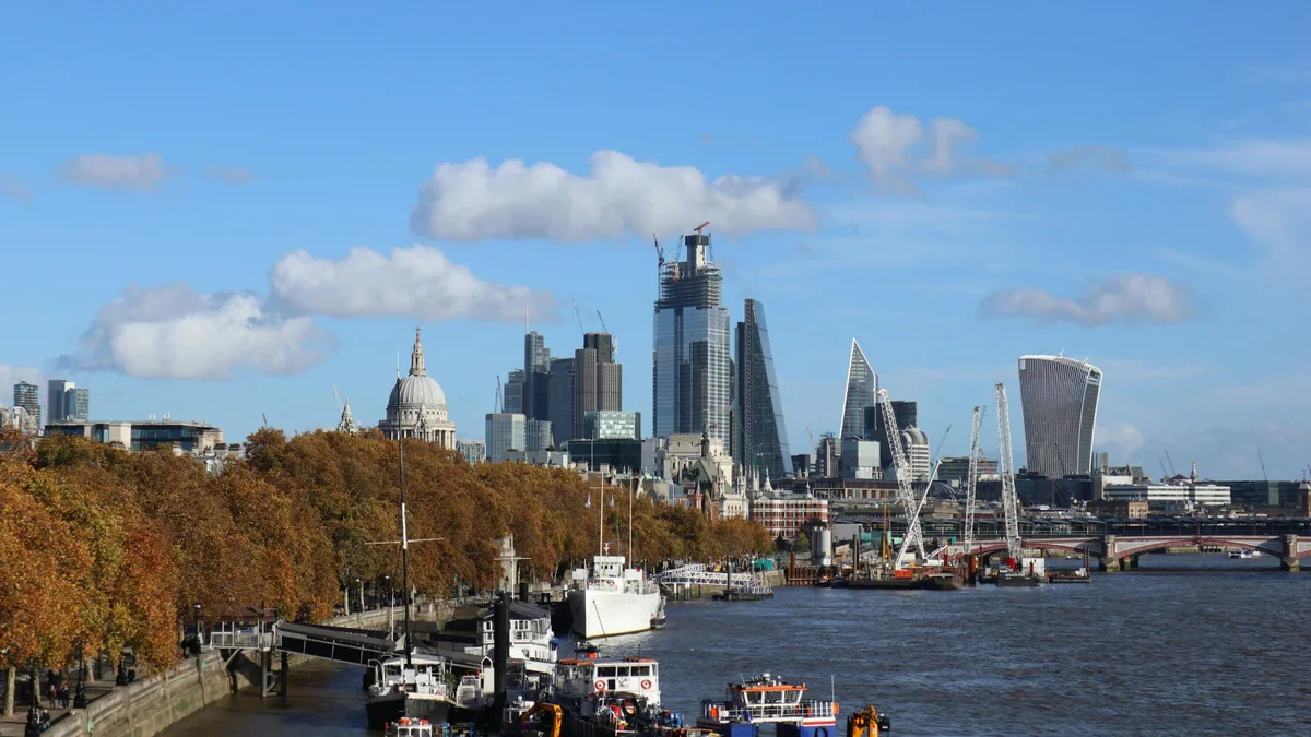 visuel secondaire sur Londres automne