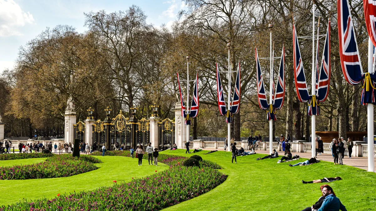 visuel secondaire sur Green Park Londres