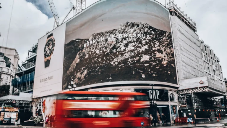 visuel principal sur Ours Paddington Londres