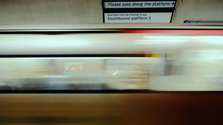 Transport londonien pour Londres en train depuis France